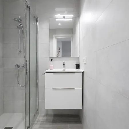 Escolta Real Apartamento Por Temporadas Donostia *